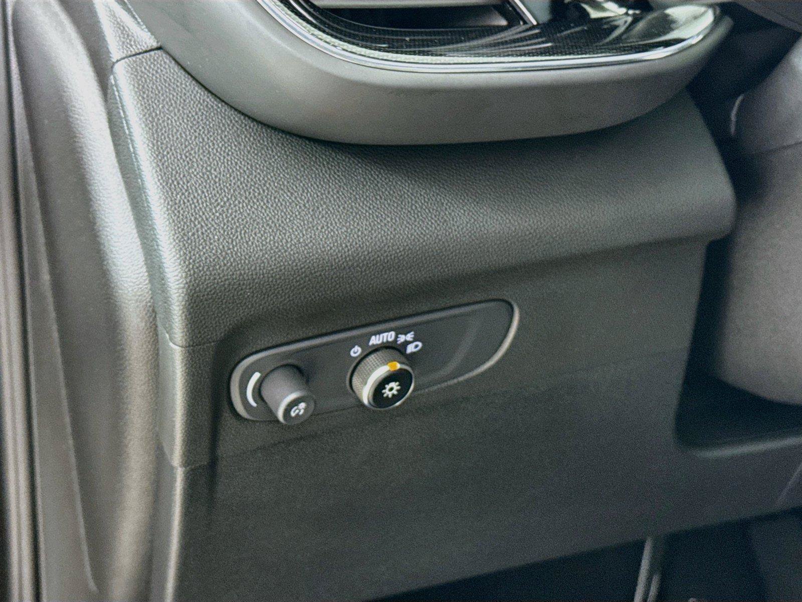 Used 2023 Buick Envision Preferred AWD/4WD image 14