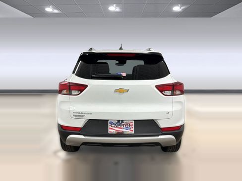 Used 2023 Chevrolet TrailBlazer LT FWD image 9