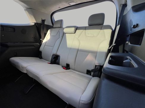 Used 2021 Kia Telluride SX w/ SX Prestige Package image 50