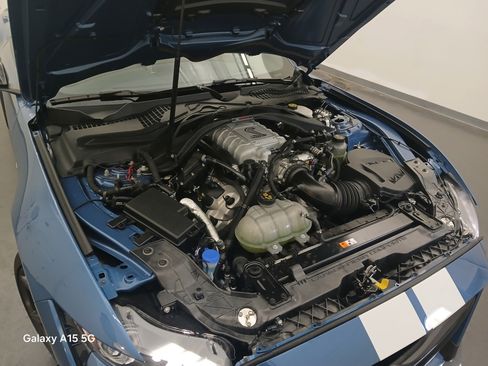 Used 2020 Ford Mustang Shelby GT500 w/ Carbon Fiber Track Pack image 27