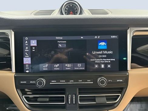 Used 2021 Porsche Macan S AWD/4WD image 20