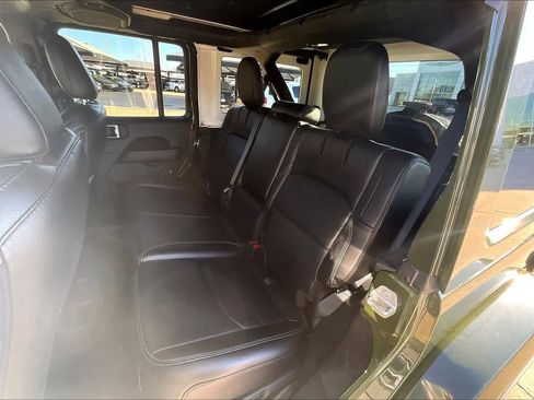 Used 2021 Jeep Wrangler Unlimited Sahara w/ Cold Weather Group image 19