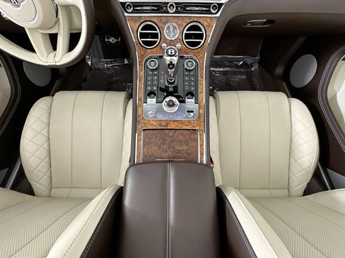 Certified 2022 Bentley Continental GT AWD/4WD image 22