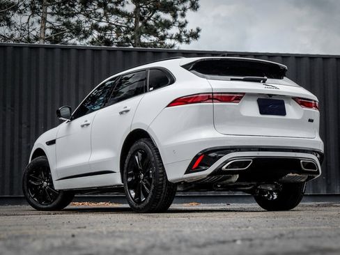 New 2026 Jaguar F-PACE R-Dynamic S image 2