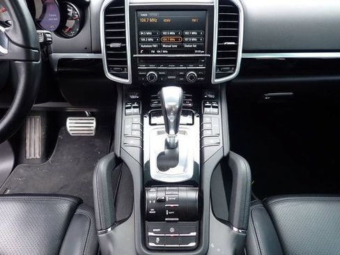 Used 2014 Porsche Cayenne S AWD/4WD image 15