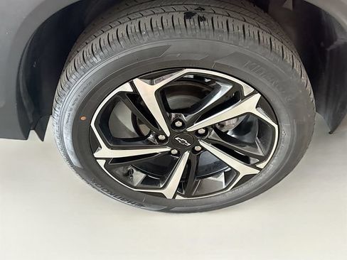 Used 2022 Chevrolet TrailBlazer RS AWD/4WD image 30