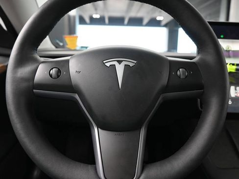 Used 2023 Tesla Model 3 Standard Range RWD image 27