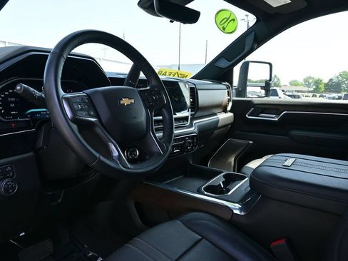 Used 2026 Chevrolet Silverado 3500 High Country w/ High Country Premium Package AWD/4WD image 24