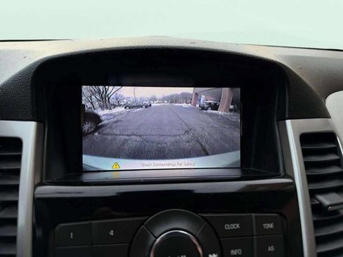 Used 2013 Chevrolet Cruze Eco image 24