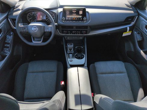 New 2026 Nissan Rogue SV FWD image 10