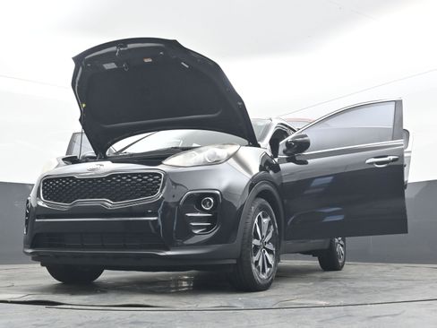 Used 2017 Kia Sportage EX image 39