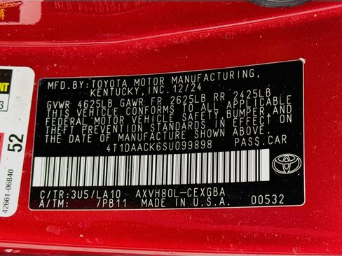 Certified 2025 Toyota Camry XLE w/ Premium Plus Package FWD image 34
