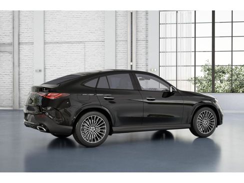 New 2026 Mercedes-Benz GLC 300 4MATIC image 2