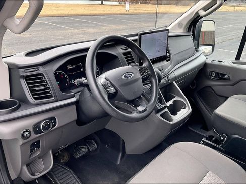 Used 2022 Ford Transit 350 XLT image 14