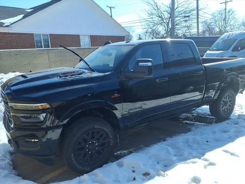 New 2025 RAM 2500 Limited image 12