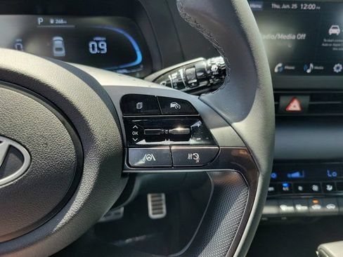 Certified 2025 Hyundai Elantra Sport FWD image 20