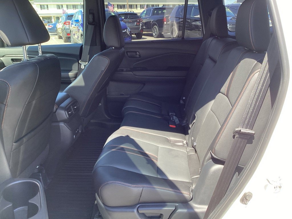 Used 2024 Honda Passport TrailSport image 15