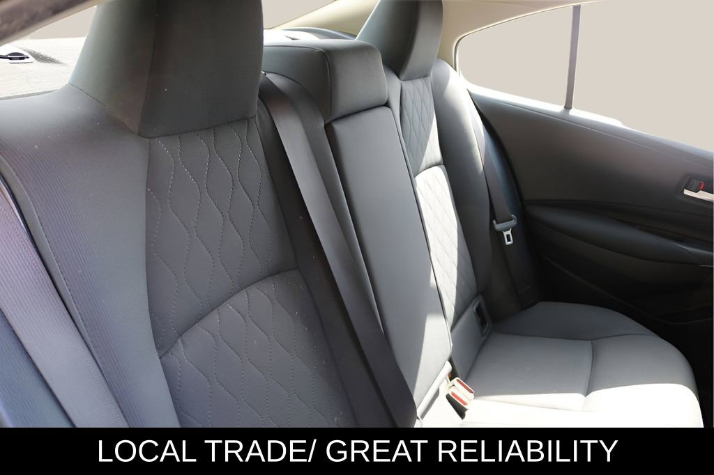 Used 2020 Toyota Corolla LE FWD image 16