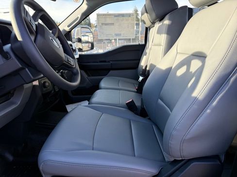 New 2025 Ford F550 4x4 Crew Cab Super Duty image 10