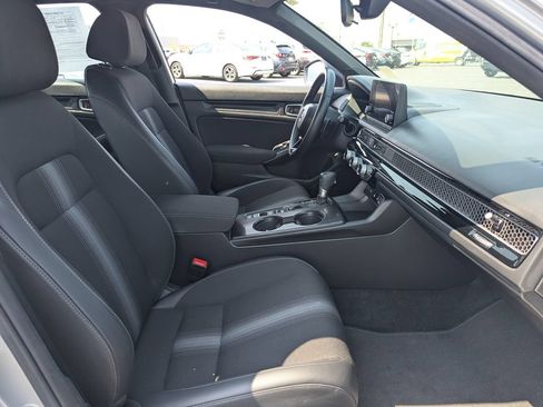 Used 2025 Honda Civic Sport image 30