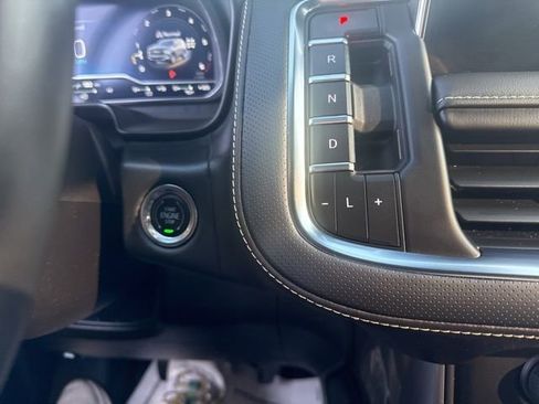 Used 2023 Chevrolet Tahoe Premier w/ Premium Package image 40