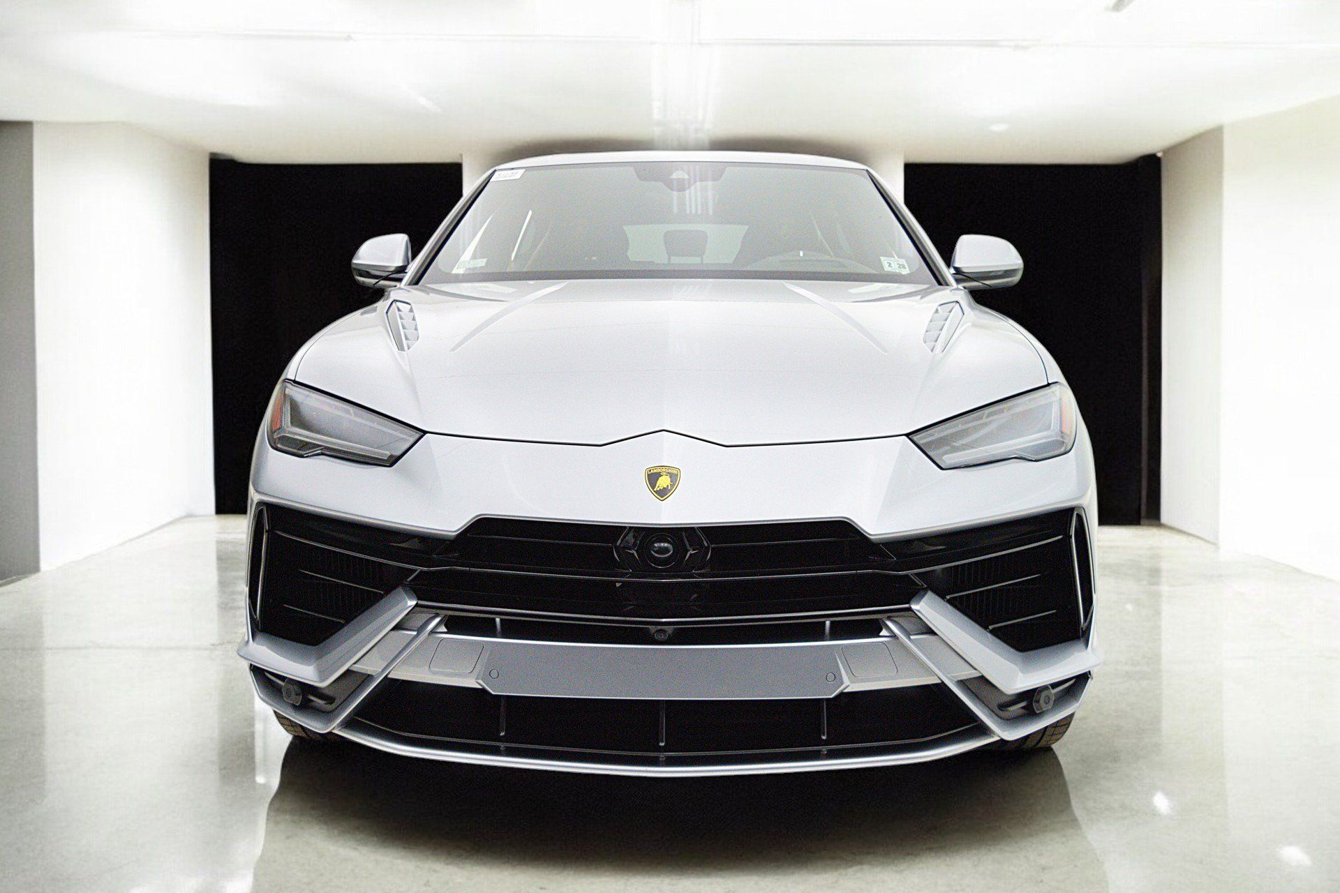 Used 2023 Lamborghini Urus S AWD/4WD image 17