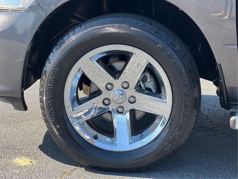 Used 2015 RAM 1500 Express w/ Popular Equipment Group image 27