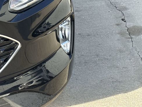 Used 2020 Ford Escape SEL image 10