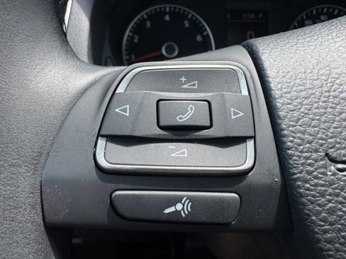 Used 2013 Volkswagen Passat 2.5 SE FWD image 17