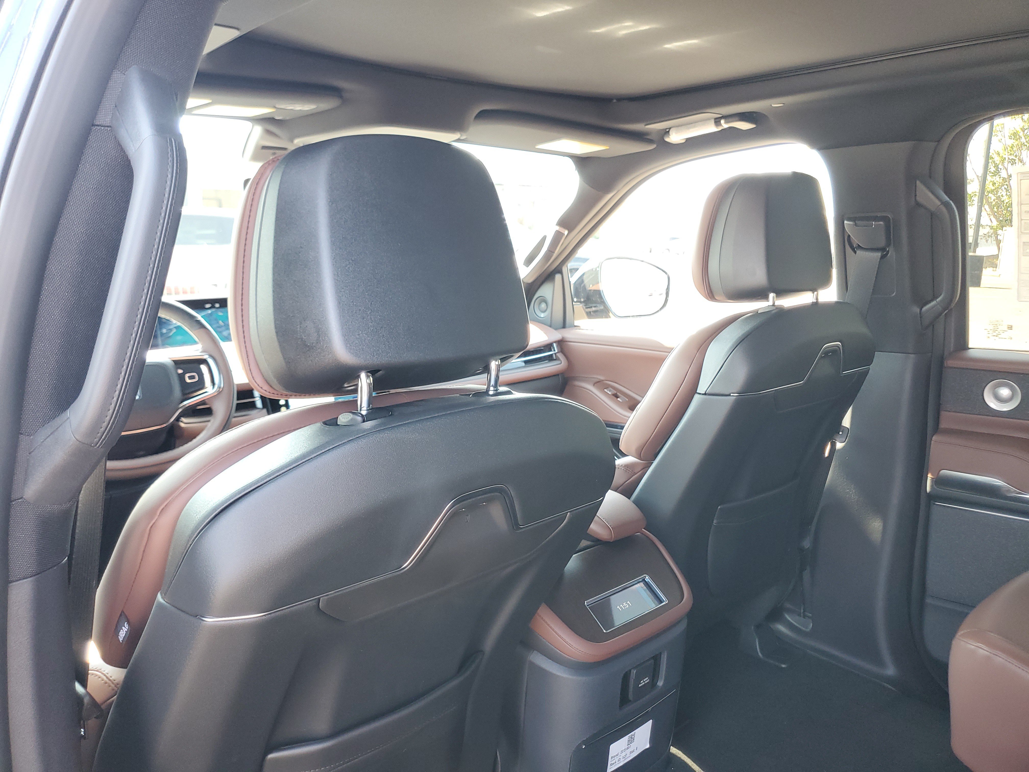 New 2027 Lincoln Navigator L Reserve AWD/4WD image 28
