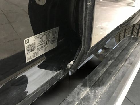 Used 2018 GMC Yukon Denali image 37