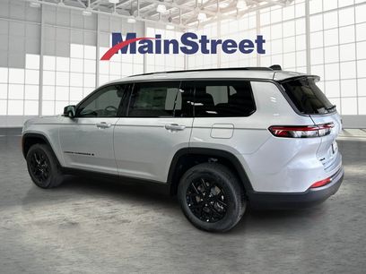 New 2026 Jeep Grand Cherokee L 4WD