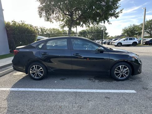 Used 2023 Kia Forte LXS FWD image 10
