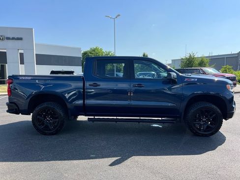 Used 2023 Chevrolet Silverado 1500 LT Trail Boss w/ Protection Package AWD/4WD image 8