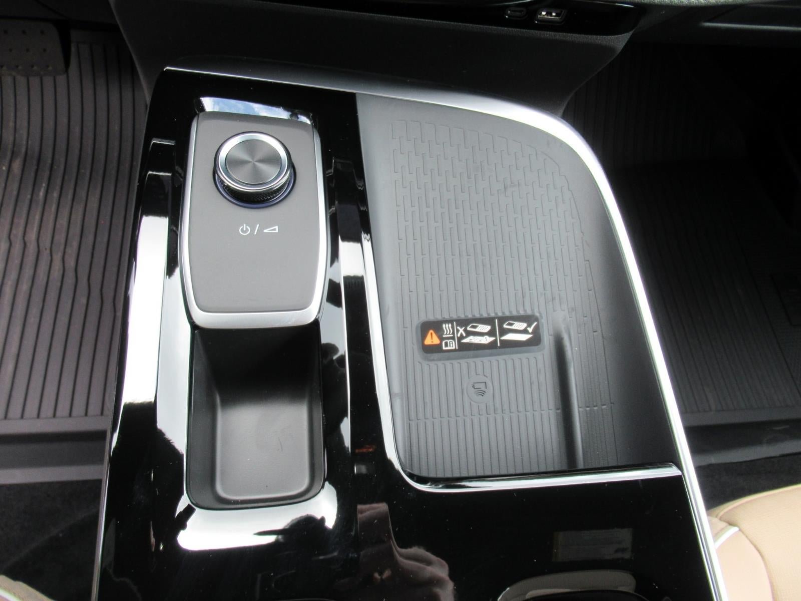 New 2026 Buick Enclave Preferred w/ LPO, Floor Liner Package FWD image 19