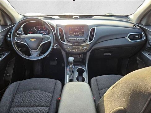 Used 2022 Chevrolet Equinox LT FWD image 17