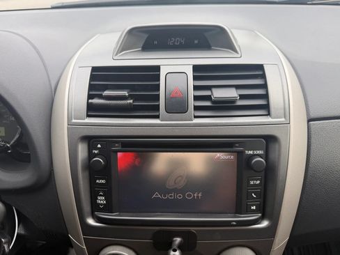 Used 2013 Toyota Corolla S w/ Premium Pkg FWD image 17