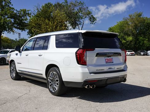 Used 2023 GMC Yukon XL Denali Ultimate AWD/4WD image 6