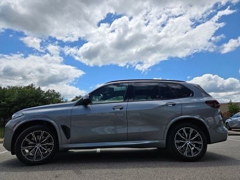 Used 2025 BMW X5 xDrive40i AWD/4WD image 23