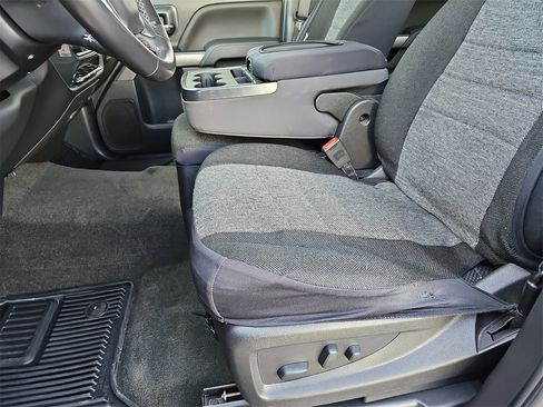 Used 2018 Chevrolet Silverado 1500 LT w/ All Star Edition image 14