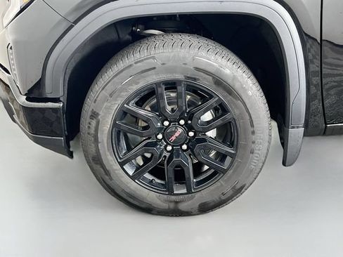 Used 2024 GMC Sierra 1500 Elevation AWD/4WD image 10