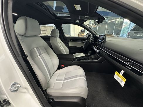 New 2026 Honda Civic Sport image 19