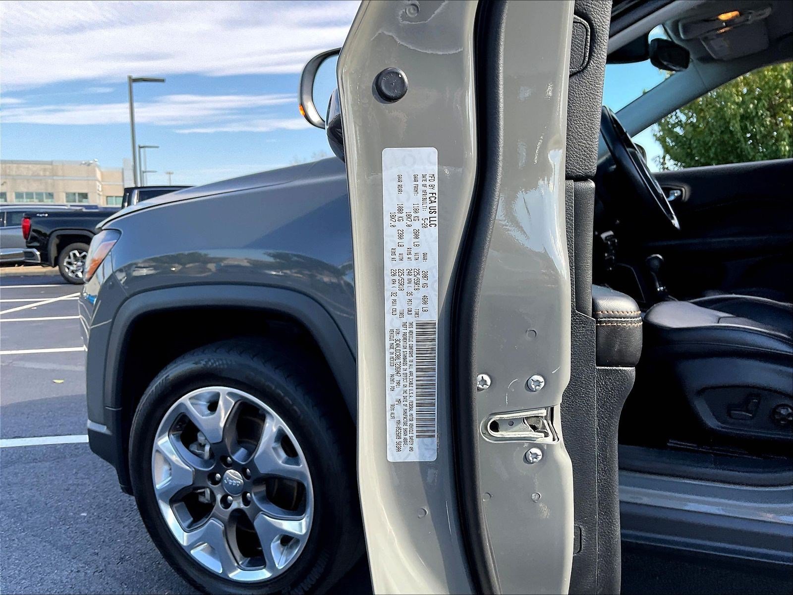 Used 2020 Jeep Compass Limited AWD/4WD image 19