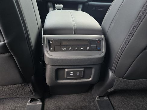 New 2026 Nissan Pathfinder SL w/ Cargo Package AWD/4WD image 25