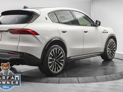 Used 2025 Maserati Grecale Modena AWD/4WD image 9