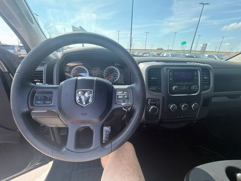 Used 2014 RAM 1500 Express RWD image 13
