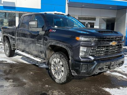 Used 2024 Chevrolet Silverado 2500 Custom w/ Custom Value Package