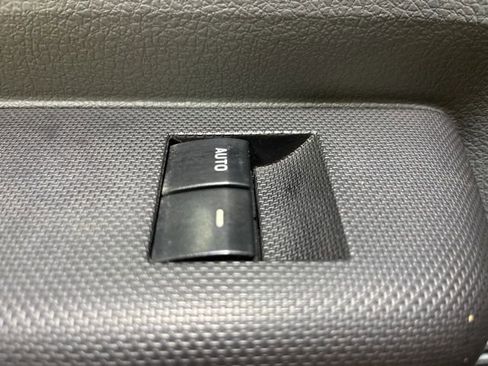 Used 2012 Ford F550 4x4 Regular Cab Super Duty w/ Payload Upgrade Pkg image 12