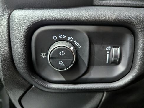 Used 2024 RAM 2500 Big Horn w/ Safety Group image 16