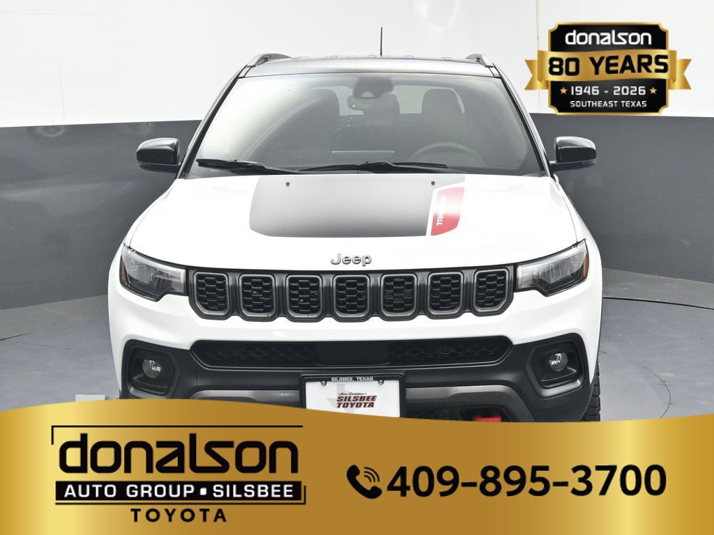 Used 2024 Jeep Compass Trailhawk AWD/4WD image 3